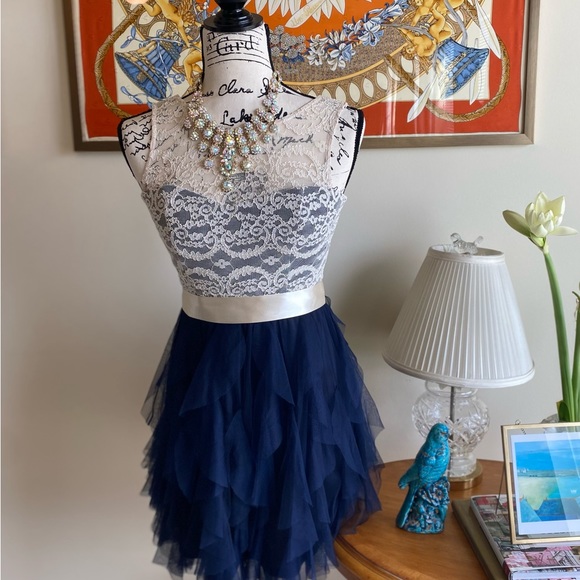 TEEZE ME LACE SHORT PARTY SOCIAL DRESS SIZE 1/2 Navy BLUE Tulle and LACE BODICE - Picture 6 of 6